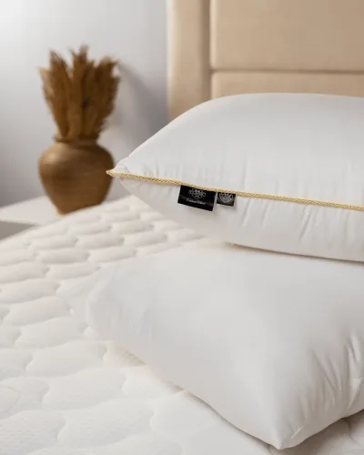 Contour Pillow