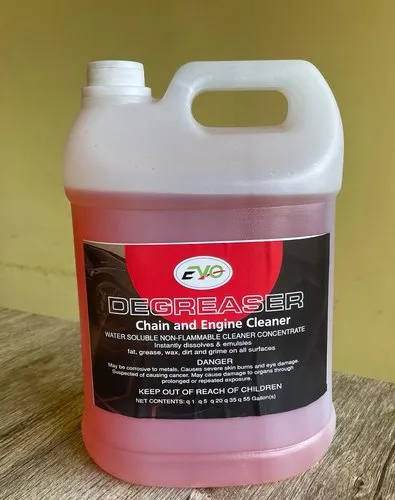 Chain and engine cleaner